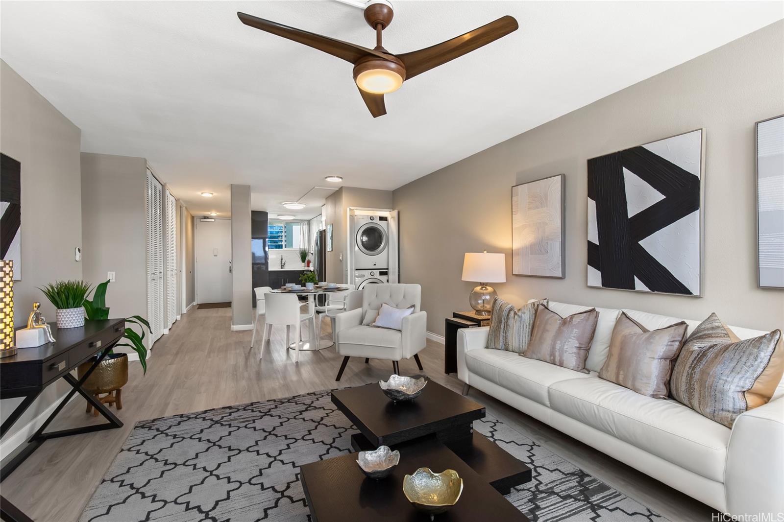 Kapiolani Belaire condo # 901, Honolulu, Hawaii - photo 4 of 25