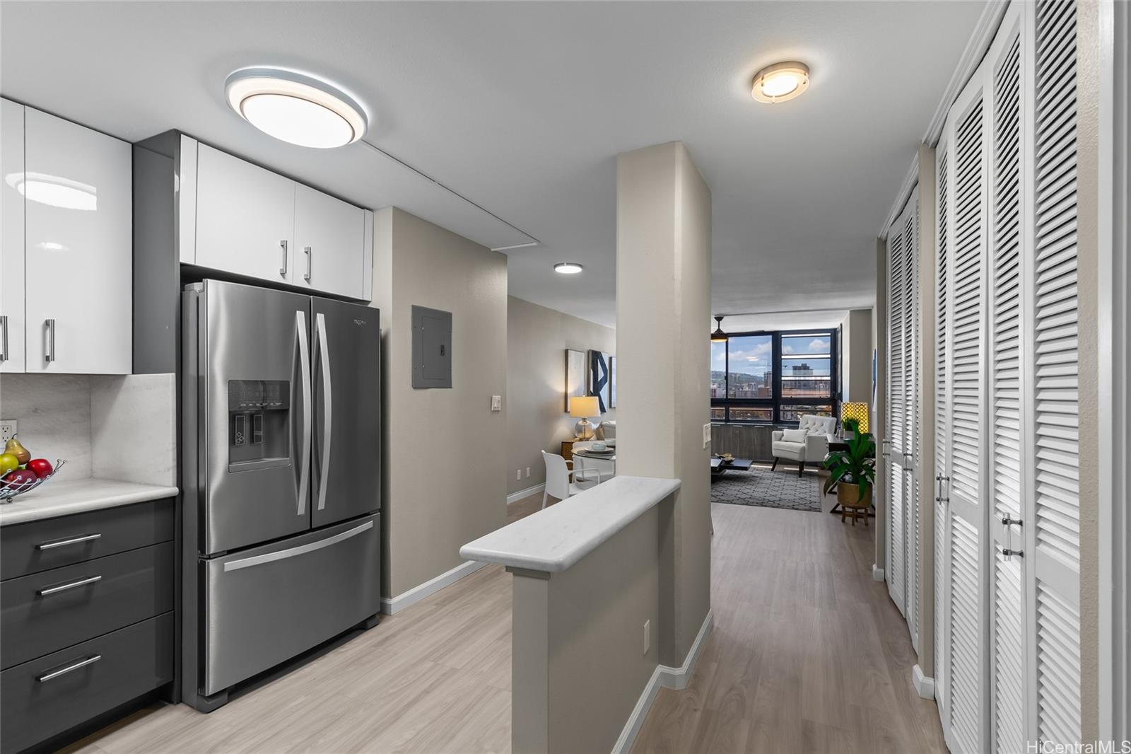 Kapiolani Belaire condo # 901, Honolulu, Hawaii - photo 7 of 25