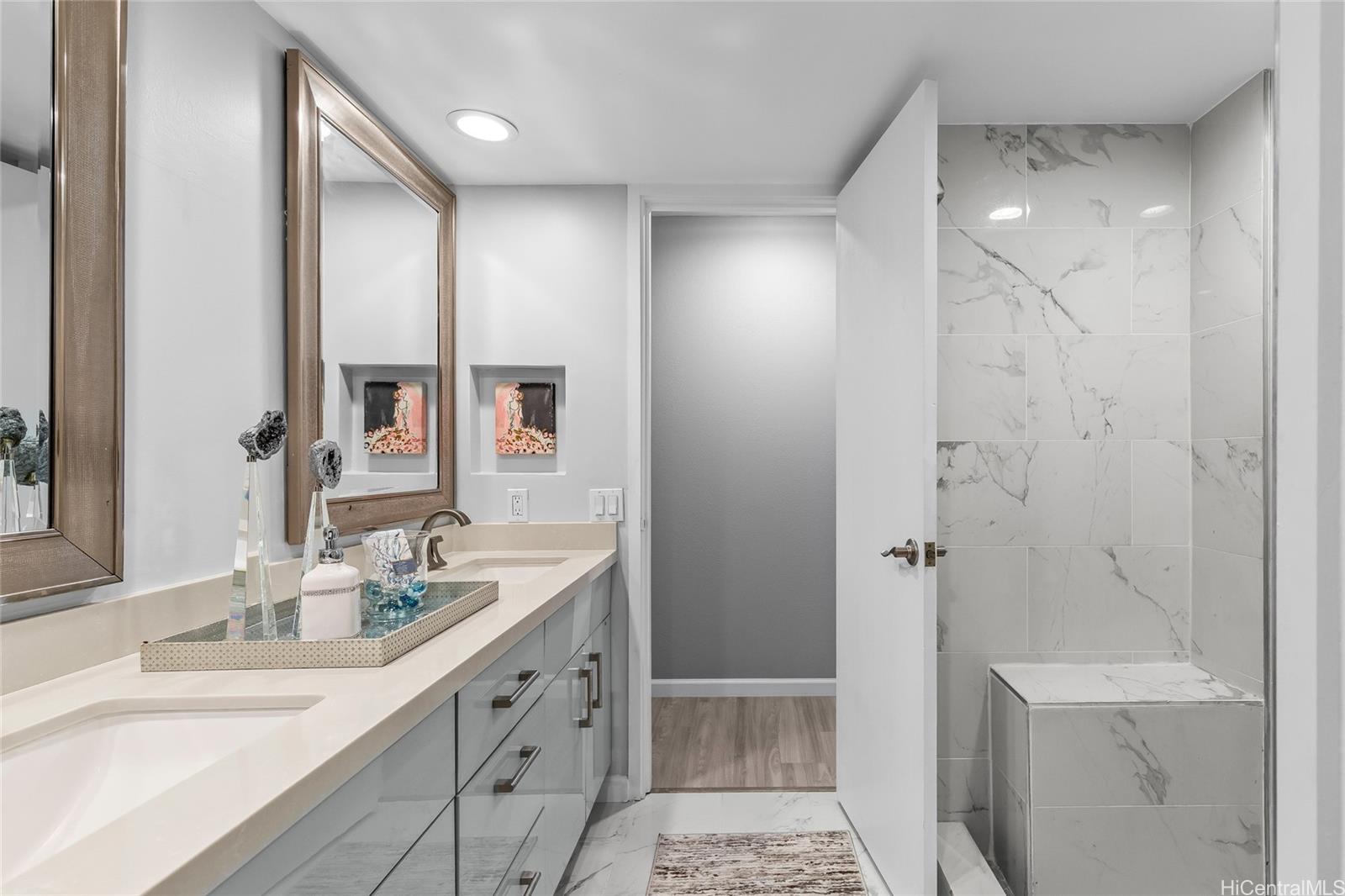 Kapiolani Belaire condo # 901, Honolulu, Hawaii - photo 18 of 25