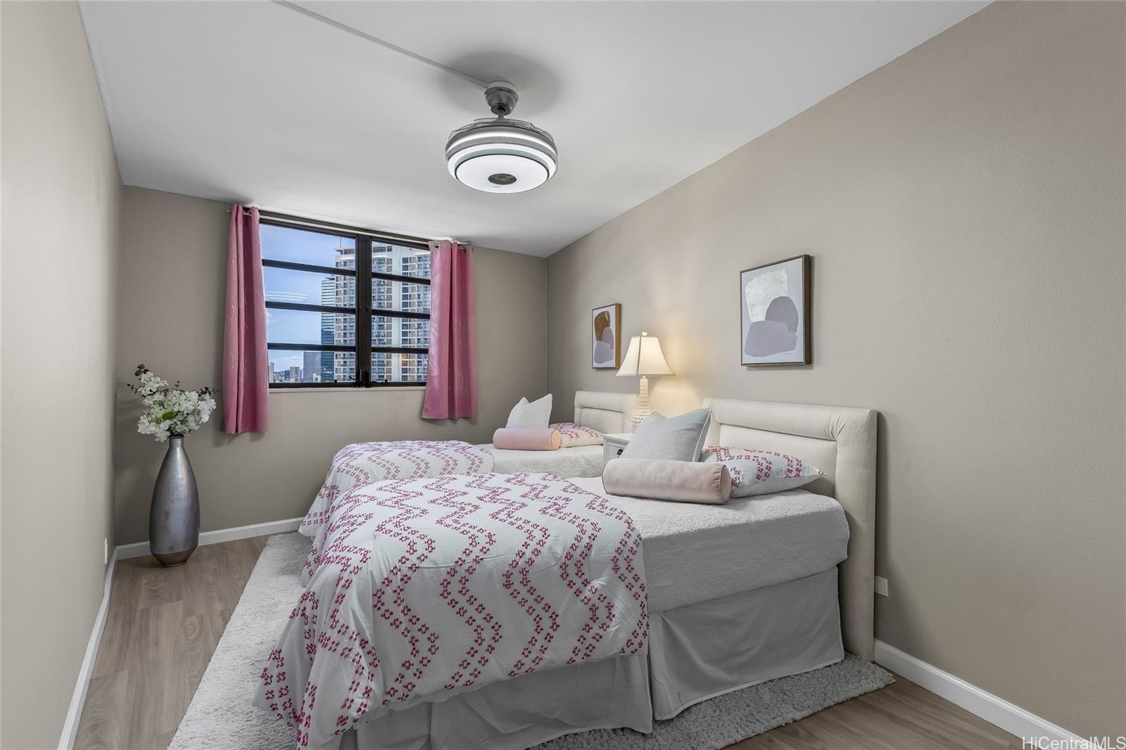 Kapiolani Belaire condo # 901, Honolulu, Hawaii - photo 19 of 25