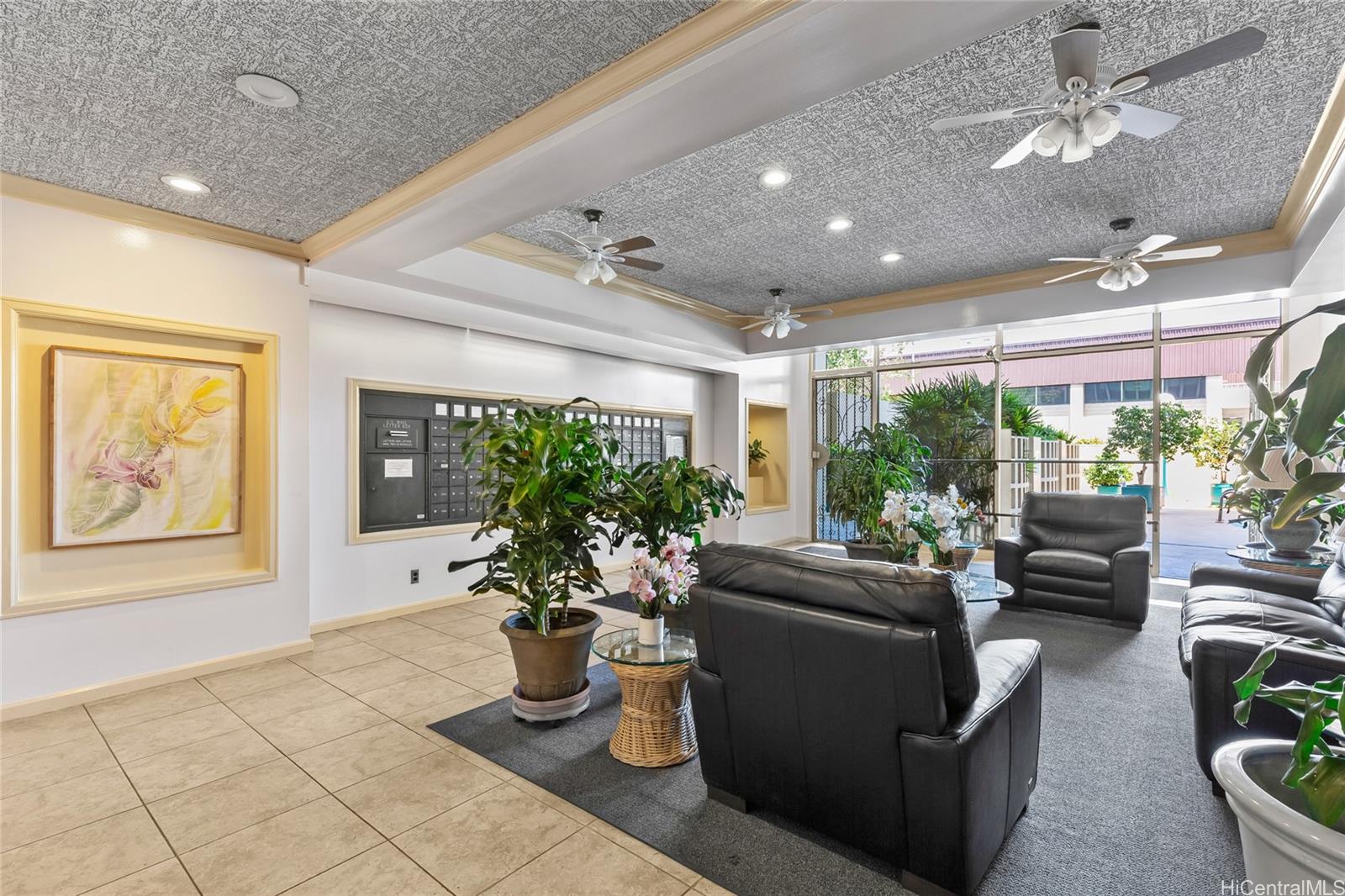 Kapiolani Belaire condo # 901, Honolulu, Hawaii - photo 22 of 25