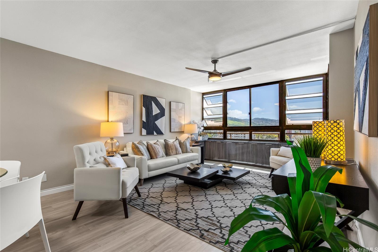 Kapiolani Belaire condo # 901, Honolulu, Hawaii - photo 8 of 25