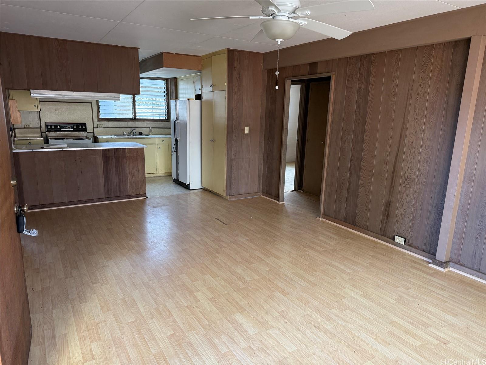 750 Makaleka Ave Honolulu - Multi-family - photo 4 of 19