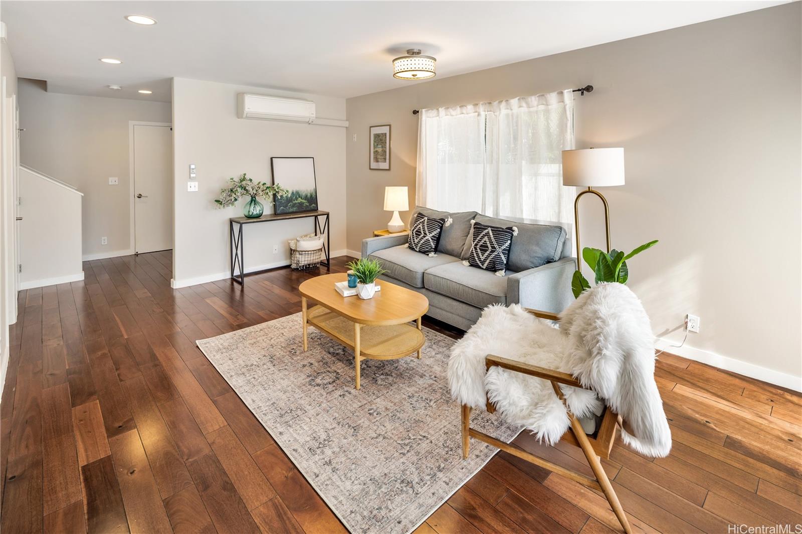 751  Kinalau Place Punchbowl-lower, Honolulu home - photo 3 of 25