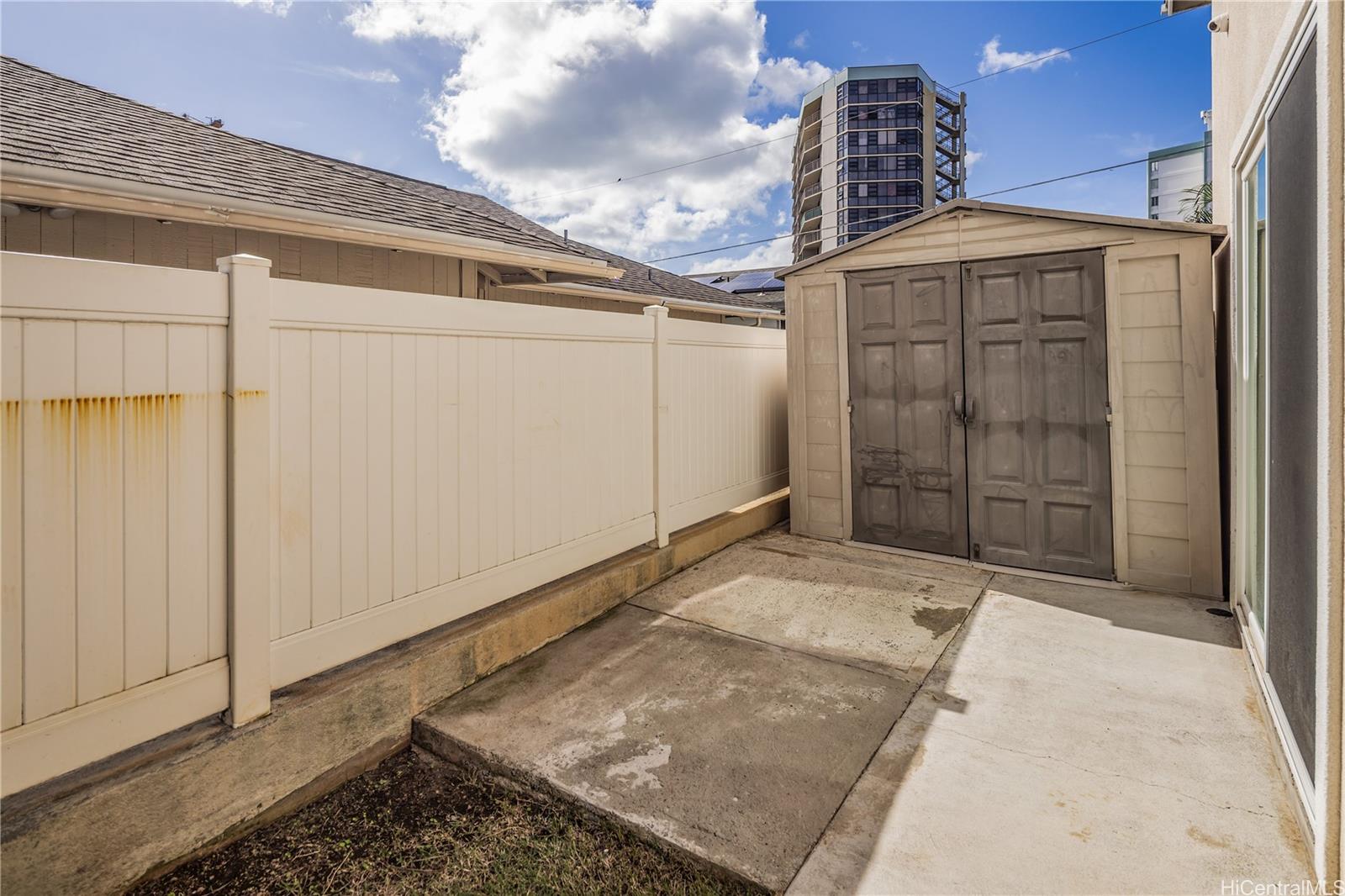 751  Kinalau Place Punchbowl-lower, Honolulu home - photo 22 of 25