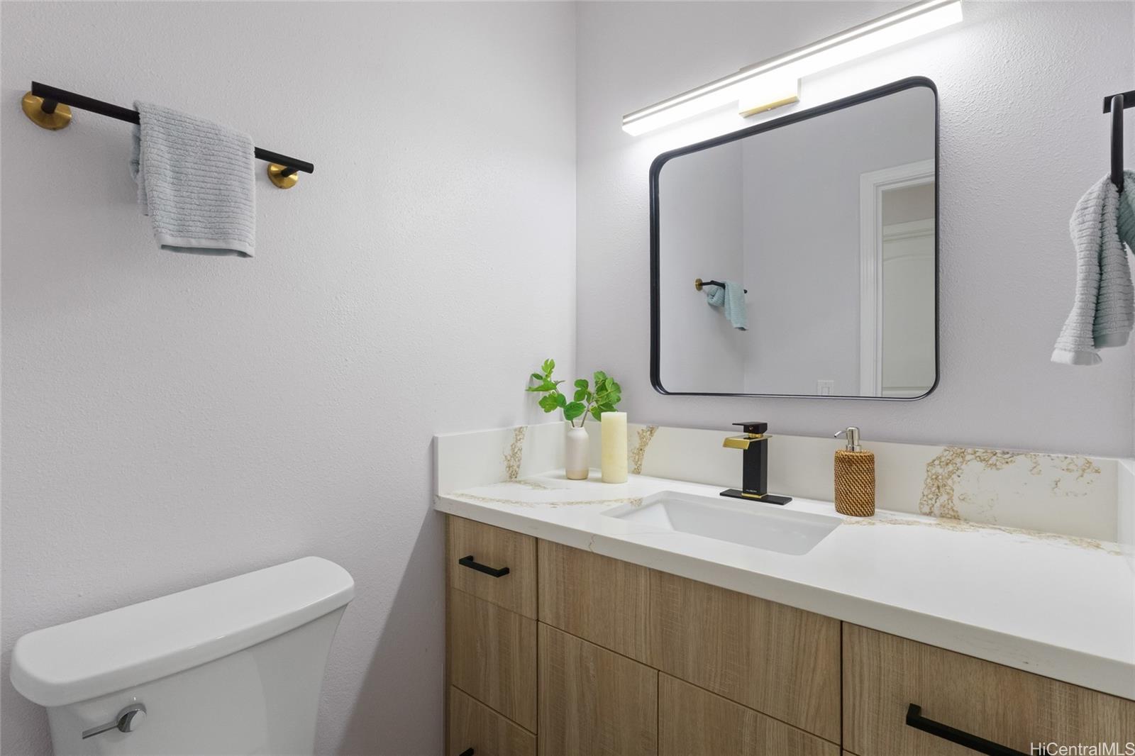 7533  Kamaomao Place Kalama Valley, Hawaii Kai home - photo 11 of 25