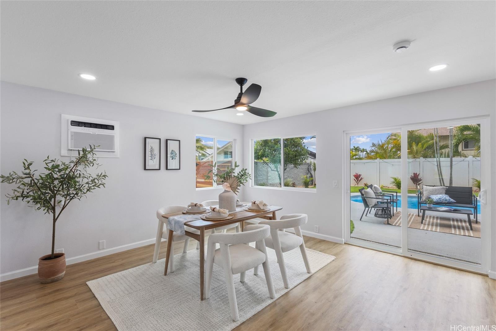 7533  Kamaomao Place Kalama Valley, Hawaii Kai home - photo 3 of 25