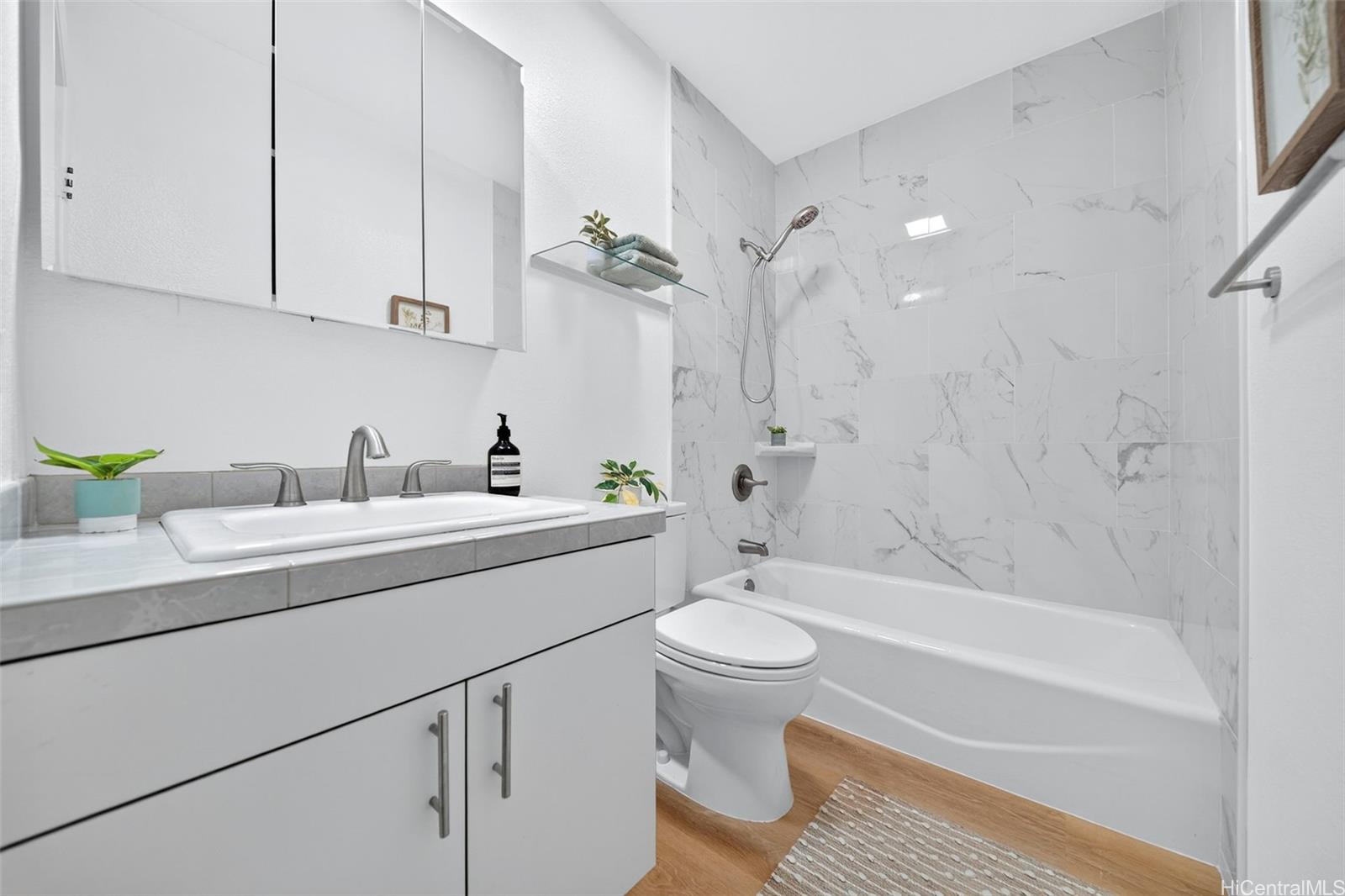 7539  Huialoha Street Kalama Valley, Hawaii Kai home - photo 15 of 25