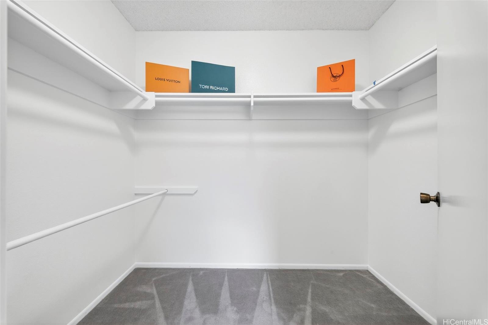 7539  Huialoha Street Kalama Valley, Hawaii Kai home - photo 17 of 25