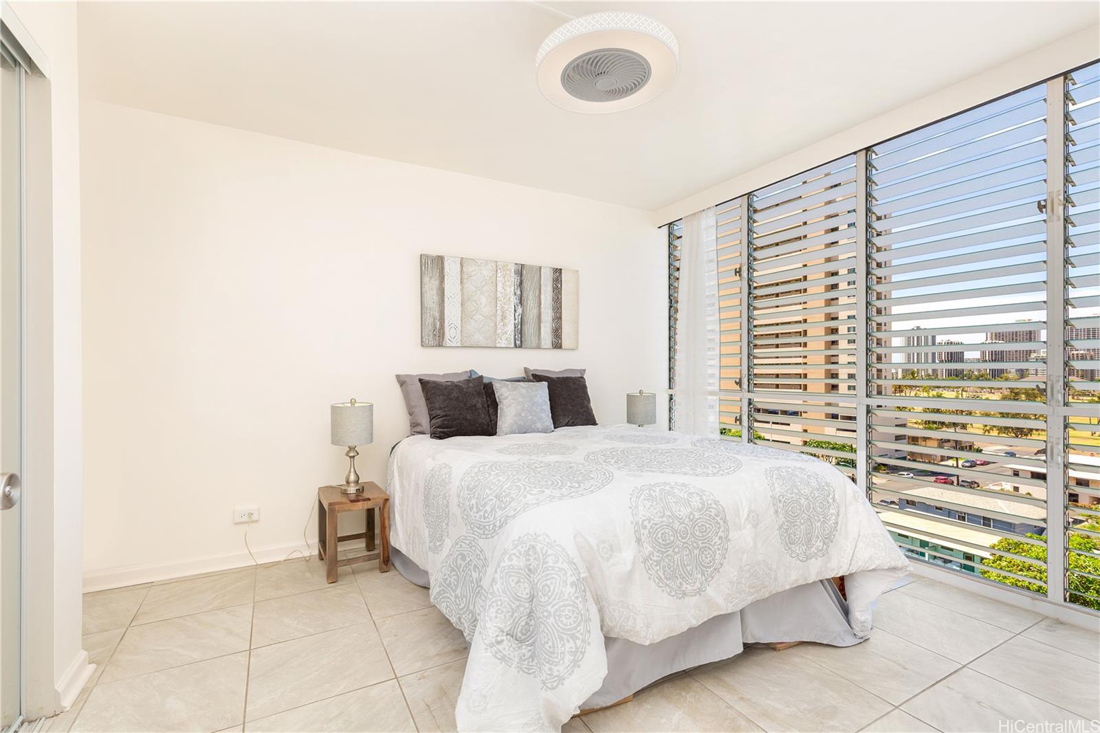 Sun Hala condo # 904, Honolulu, Hawaii - photo 11 of 24