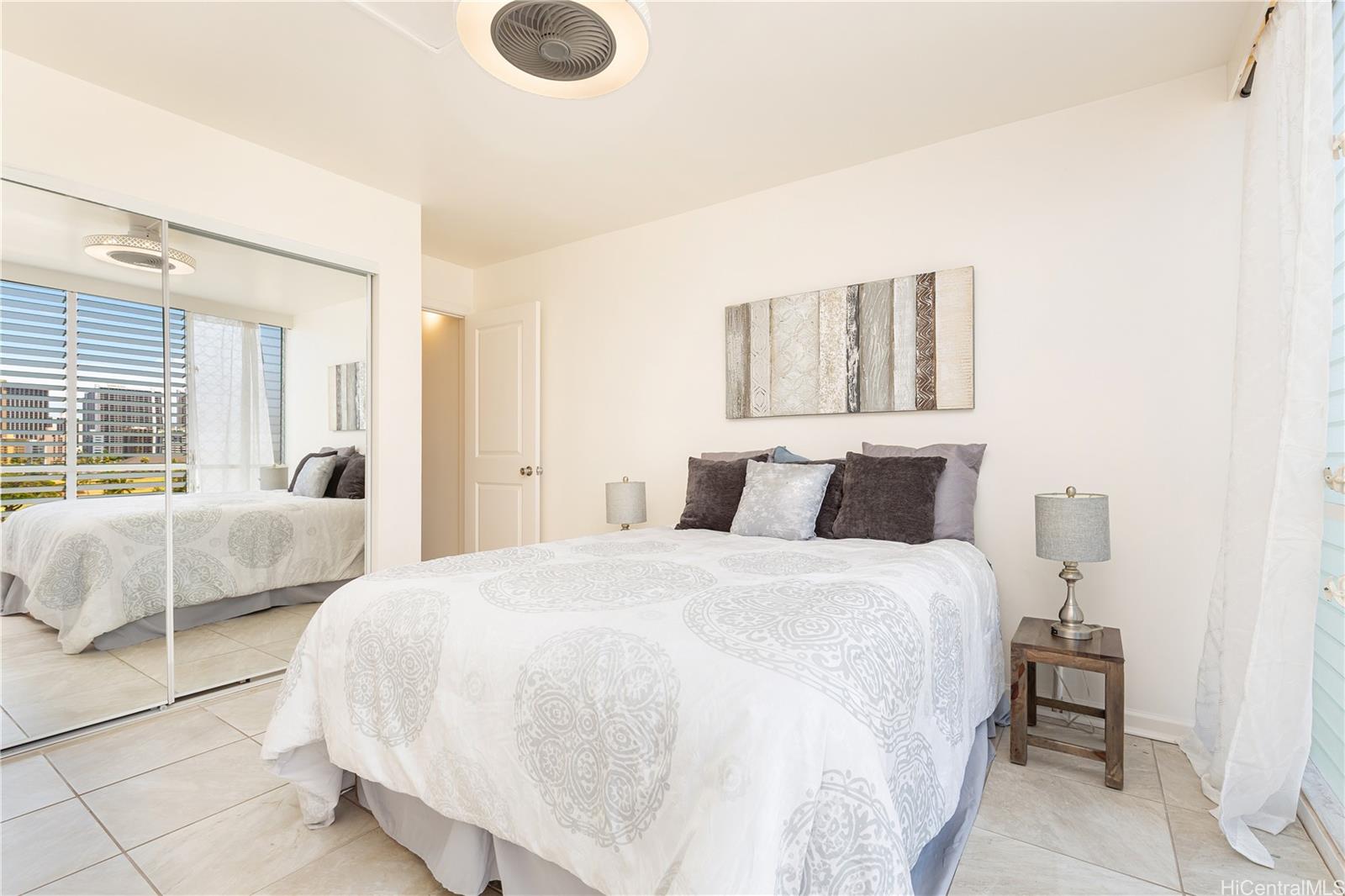 Sun Hala condo # 904, Honolulu, Hawaii - photo 13 of 24