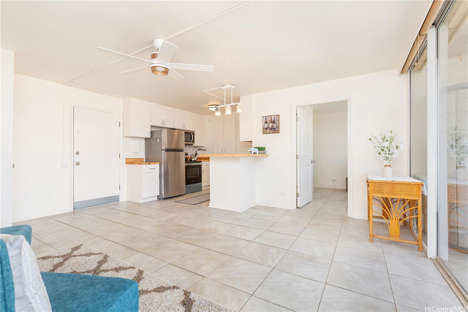 Sun Hala condo # 904, Honolulu, Hawaii - photo 7 of 24