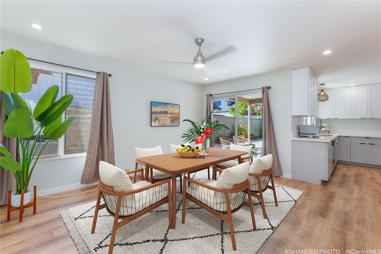 7540  Puumahoe Place Kalama Valley, Hawaii Kai home - photo 10 of 24