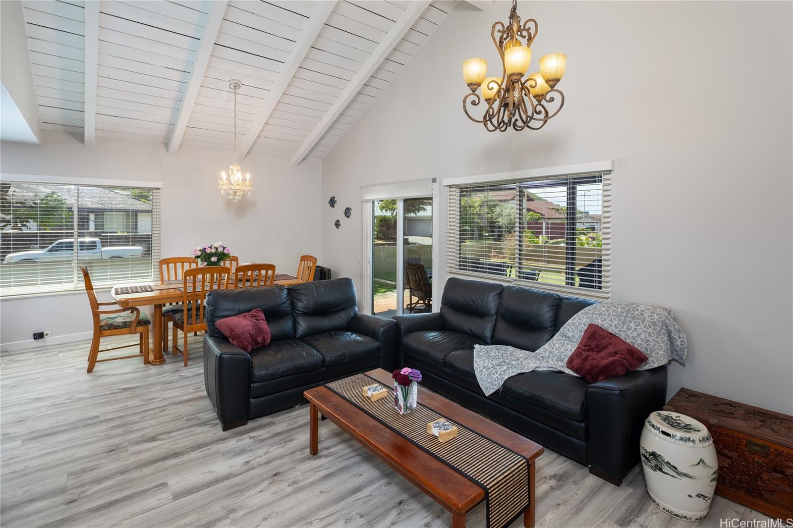 7549  Puumahoe Place Kalama Valley, Hawaii Kai home - photo 9 of 19