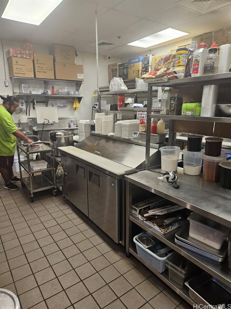 755 Kapahulu Ave Kapahulu  - photo 12 of 12