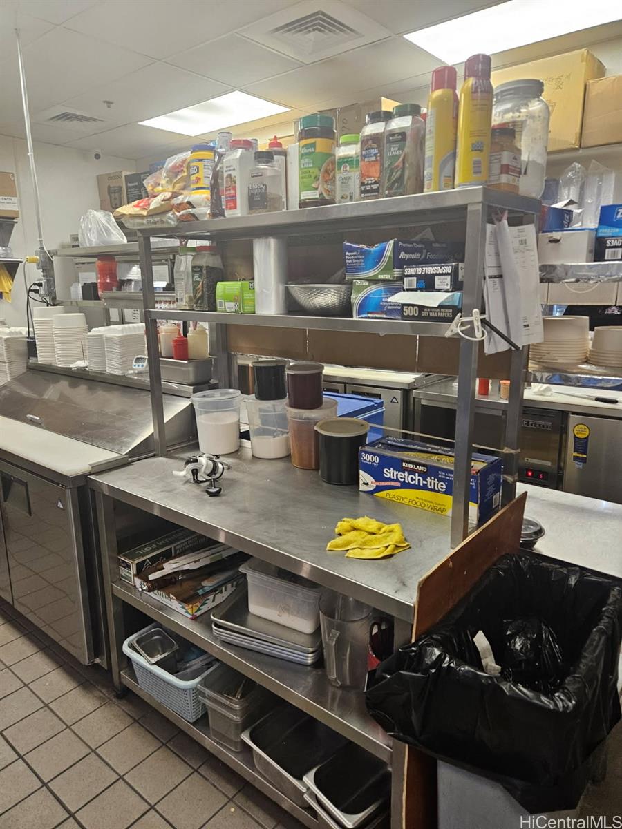 755 Kapahulu Ave Kapahulu  - photo 7 of 12