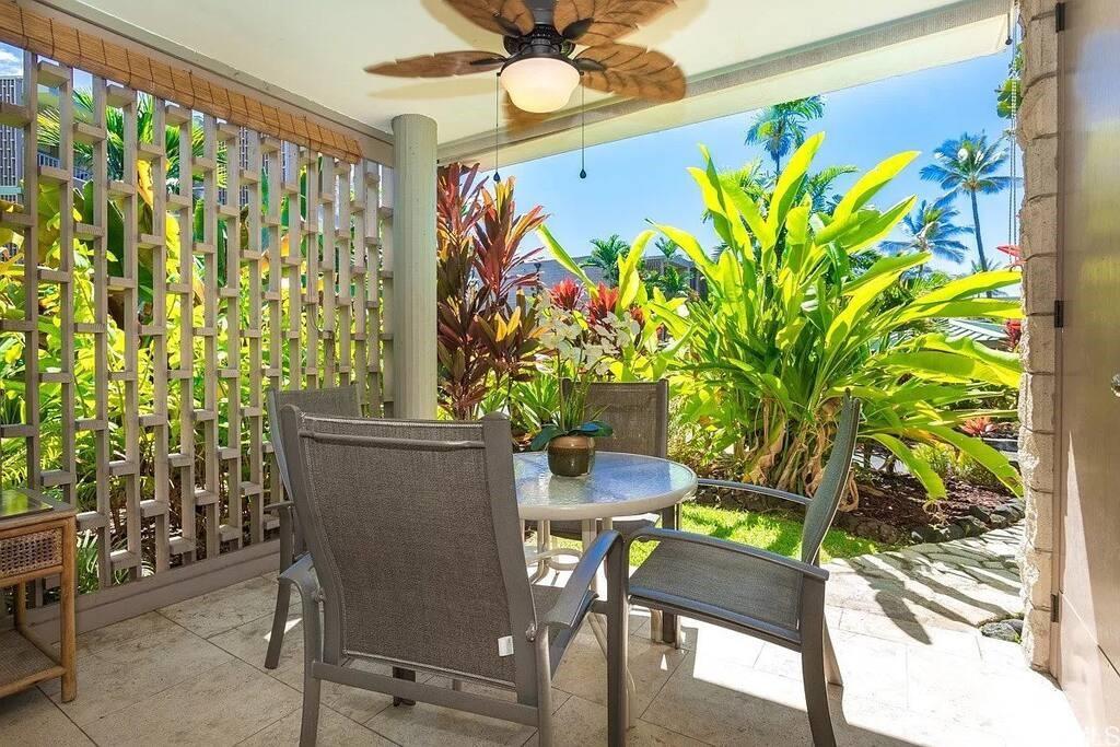 Alii Villas condo # 108, Kailua Kona, Hawaii - photo 2 of 10