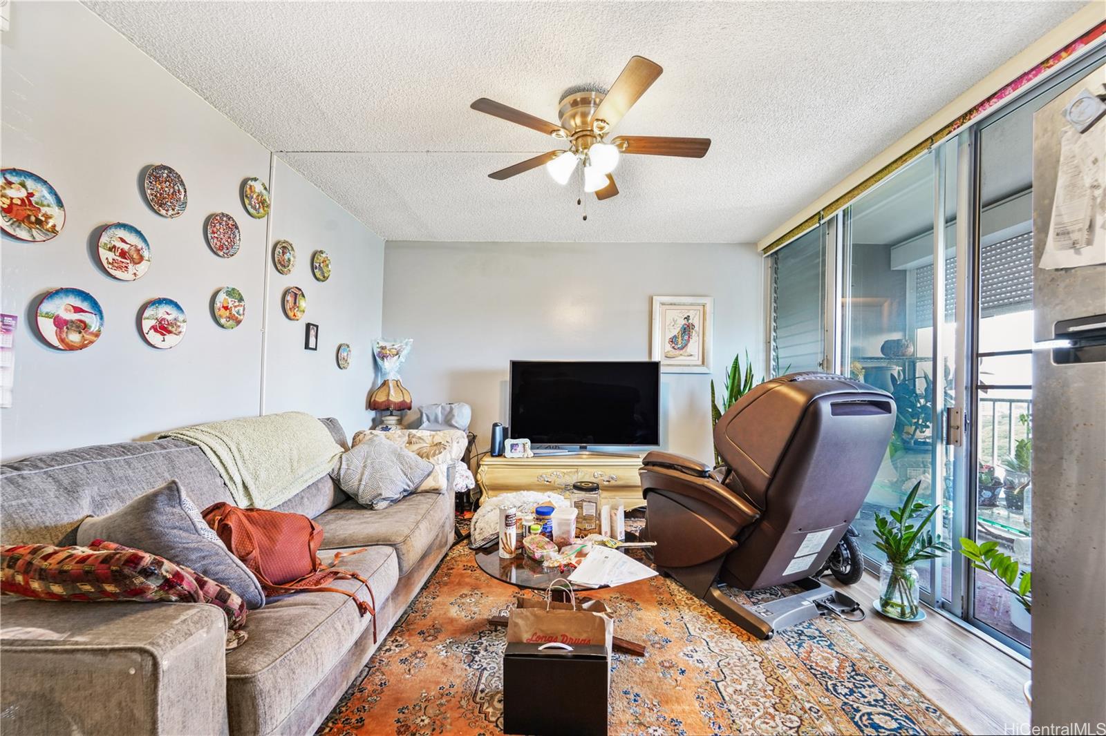 Hale O Pumehana condo # 1002, Honolulu, Hawaii - photo 15 of 21