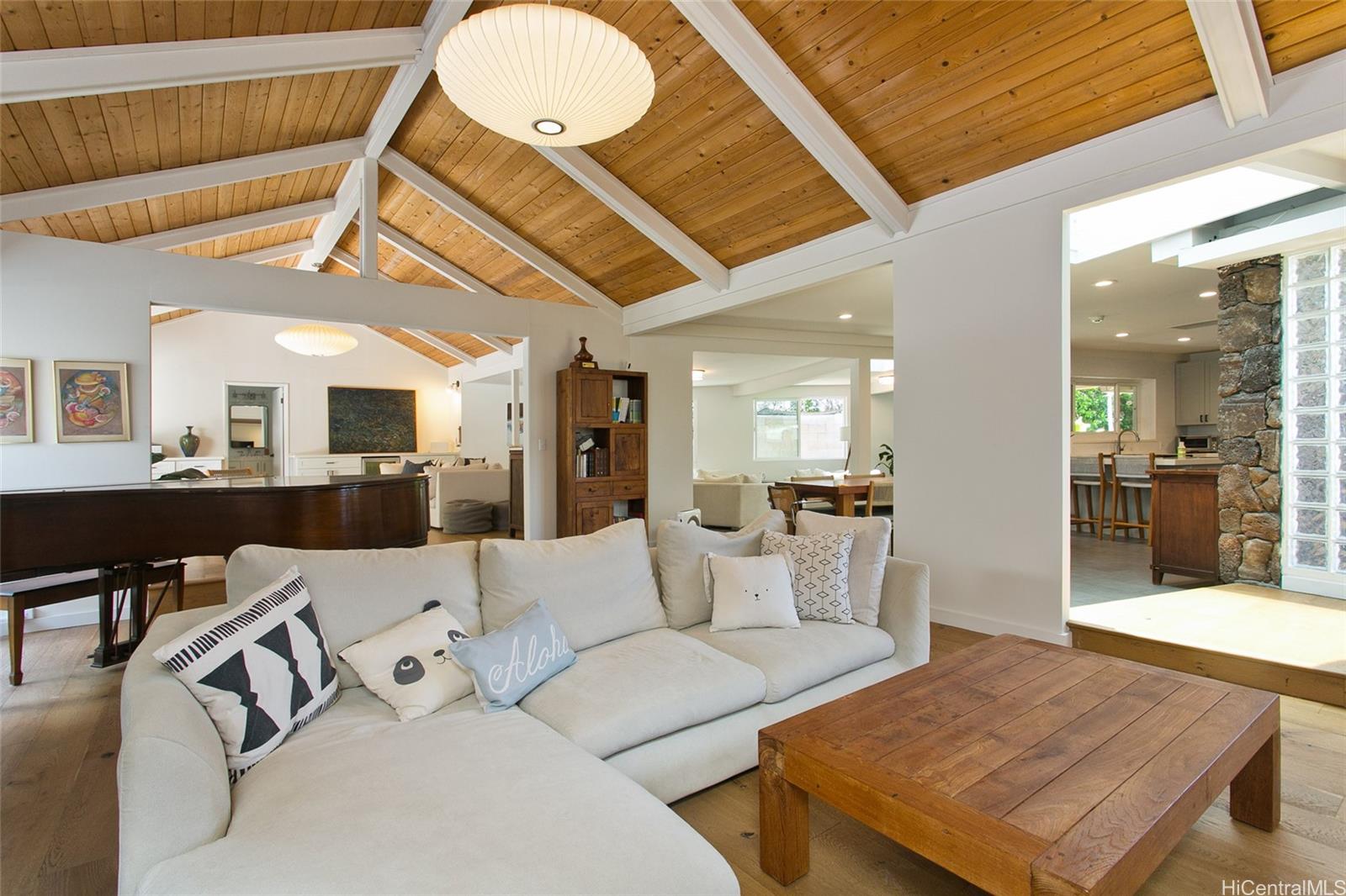 759  Elepaio Street Kahala Area, Diamond Head home - photo 4 of 25