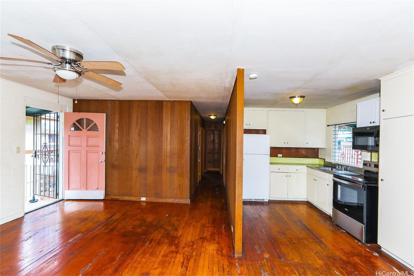 760  Kopke St Kapalama, Honolulu home - photo 13 of 25