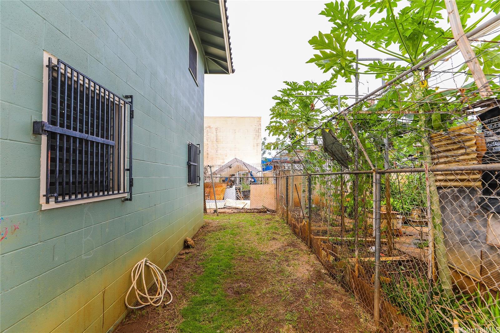 760  Kopke St Kapalama, Honolulu home - photo 25 of 25