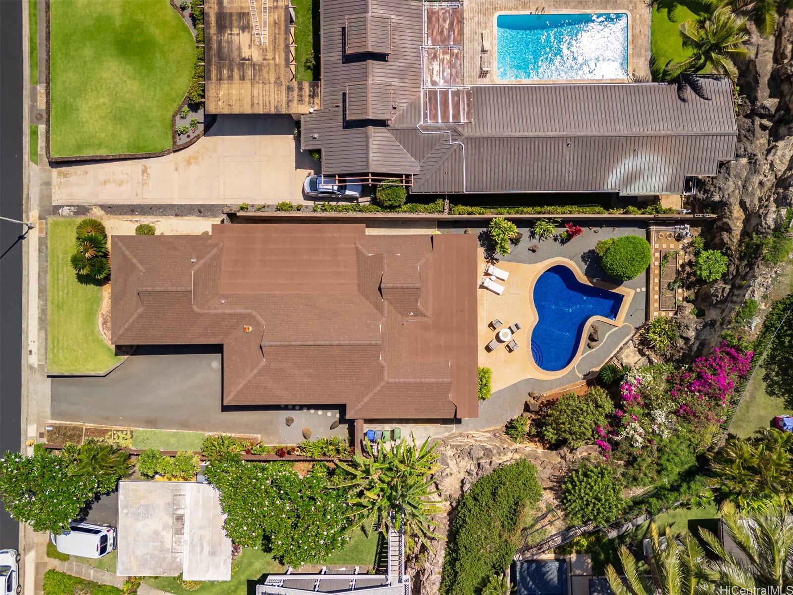 760  Onaha Street Kahala Area, Diamond Head home - photo 3 of 25
