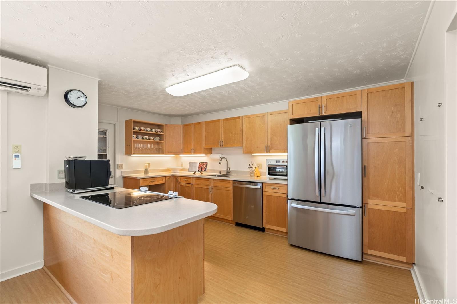 760  Onaha Street Kahala Area, Diamond Head home - photo 6 of 25