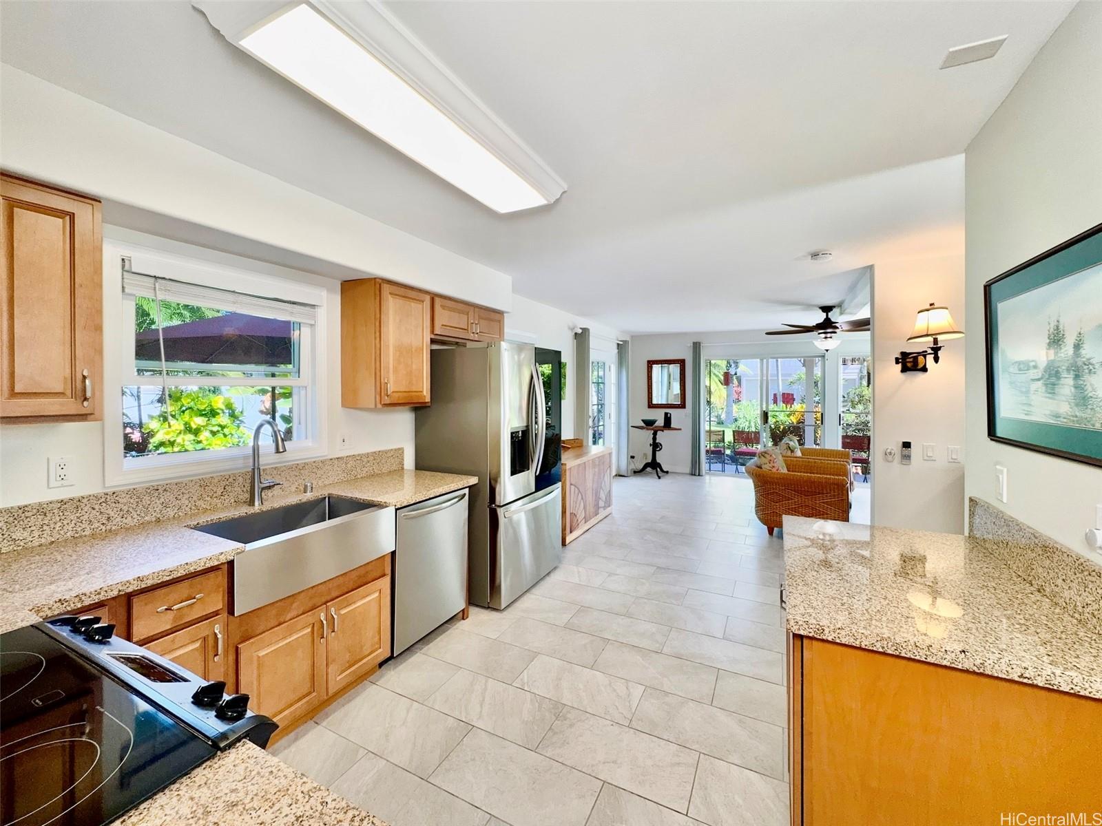 77-116  Nahale Pl White Sands, North Kona home - photo 3 of 24