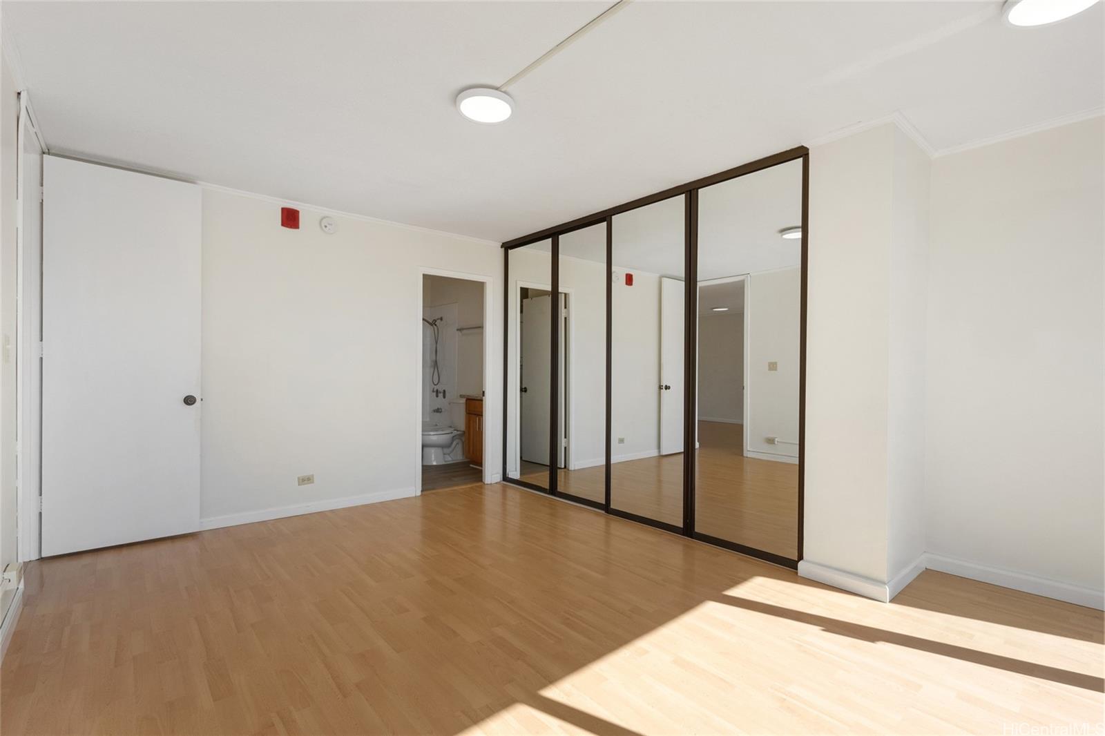 Kinau Lanais condo # 1003, Honolulu, Hawaii - photo 9 of 25