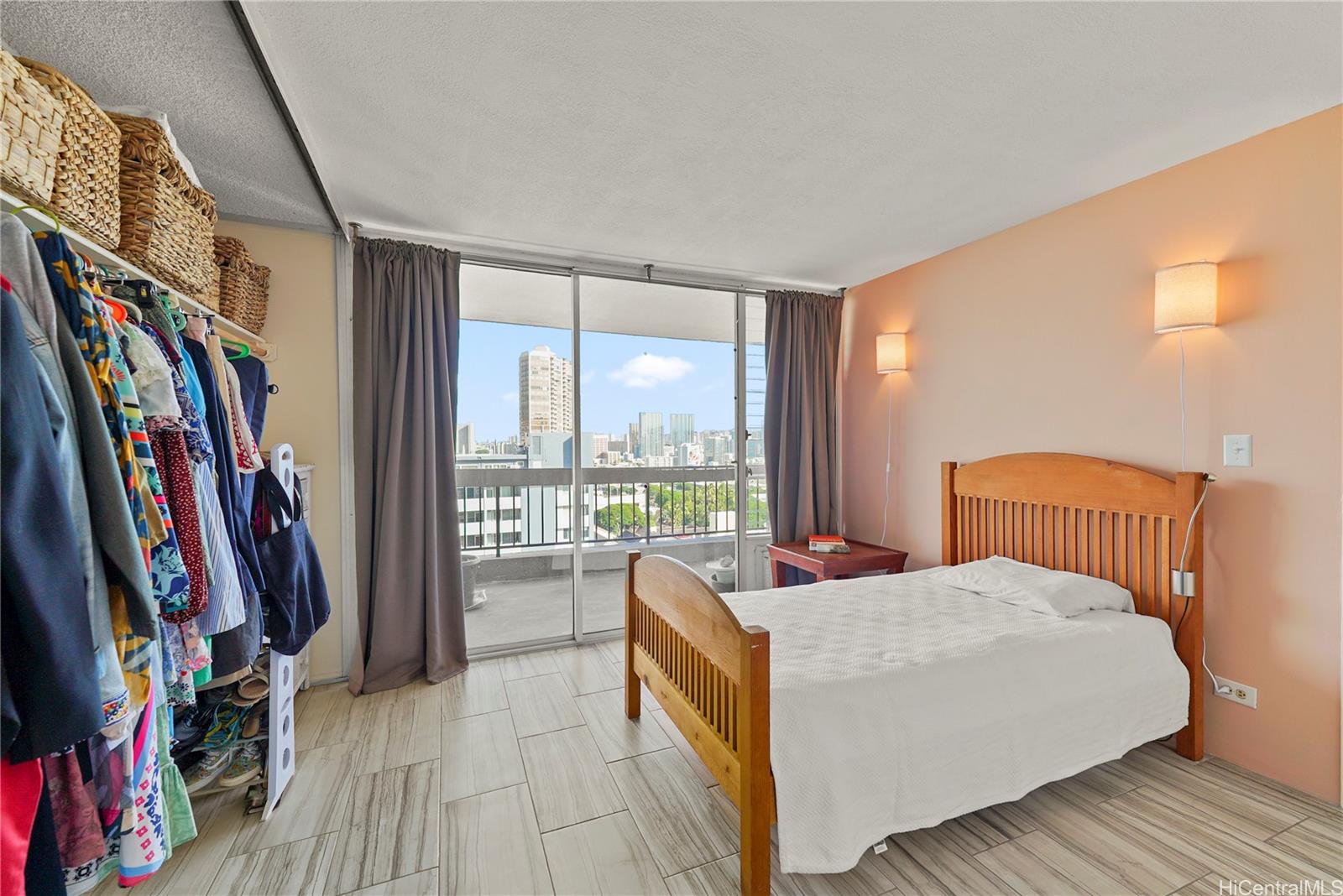 Kinau Lanais condo # 1503, Honolulu, Hawaii - photo 11 of 17