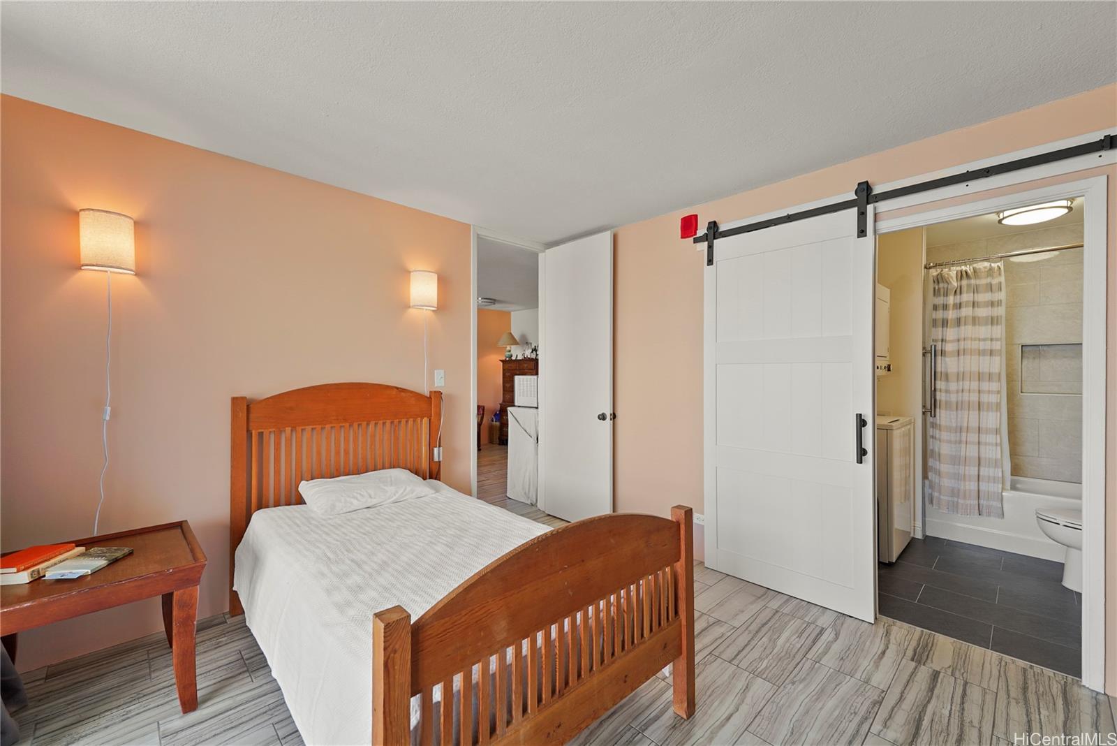 Kinau Lanais condo # 1503, Honolulu, Hawaii - photo 12 of 17