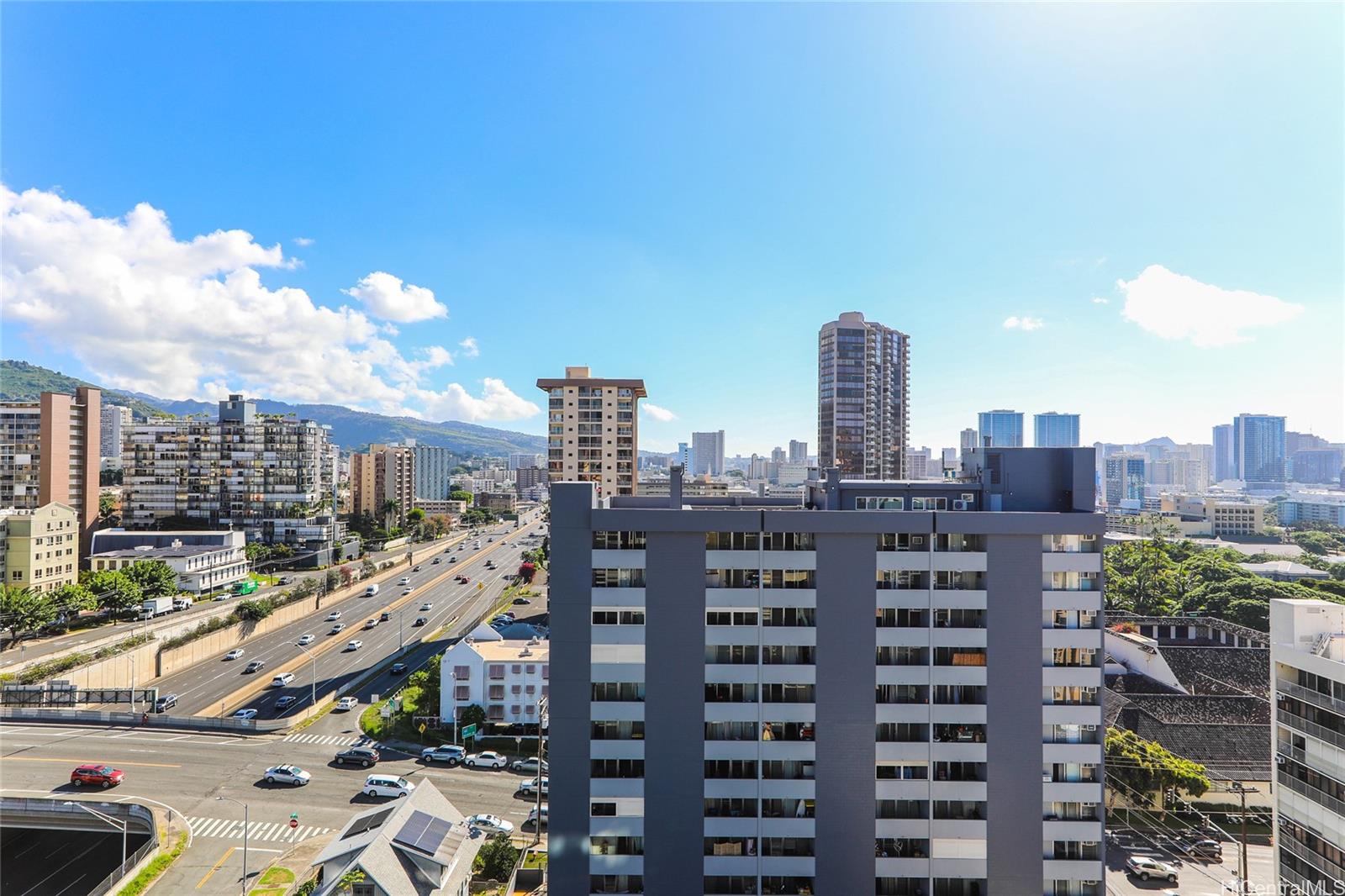 Kinau Lanais condo # 1507, Honolulu, Hawaii - photo 11 of 25