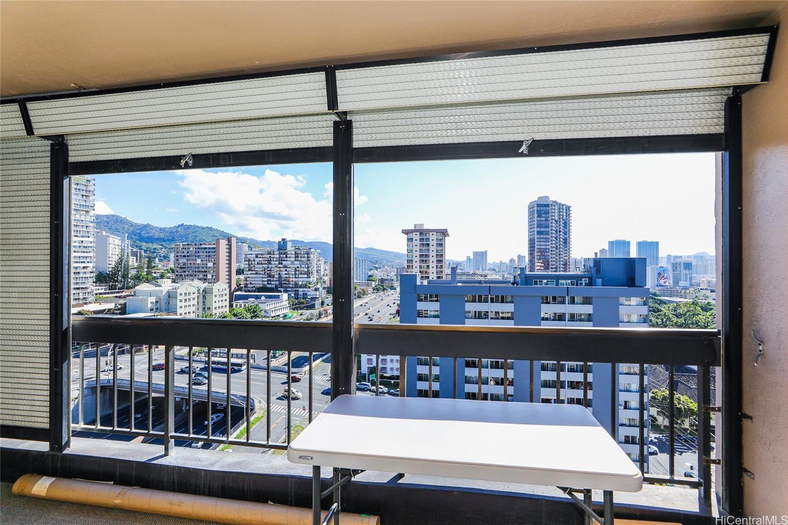 Kinau Lanais condo # 1507, Honolulu, Hawaii - photo 7 of 25