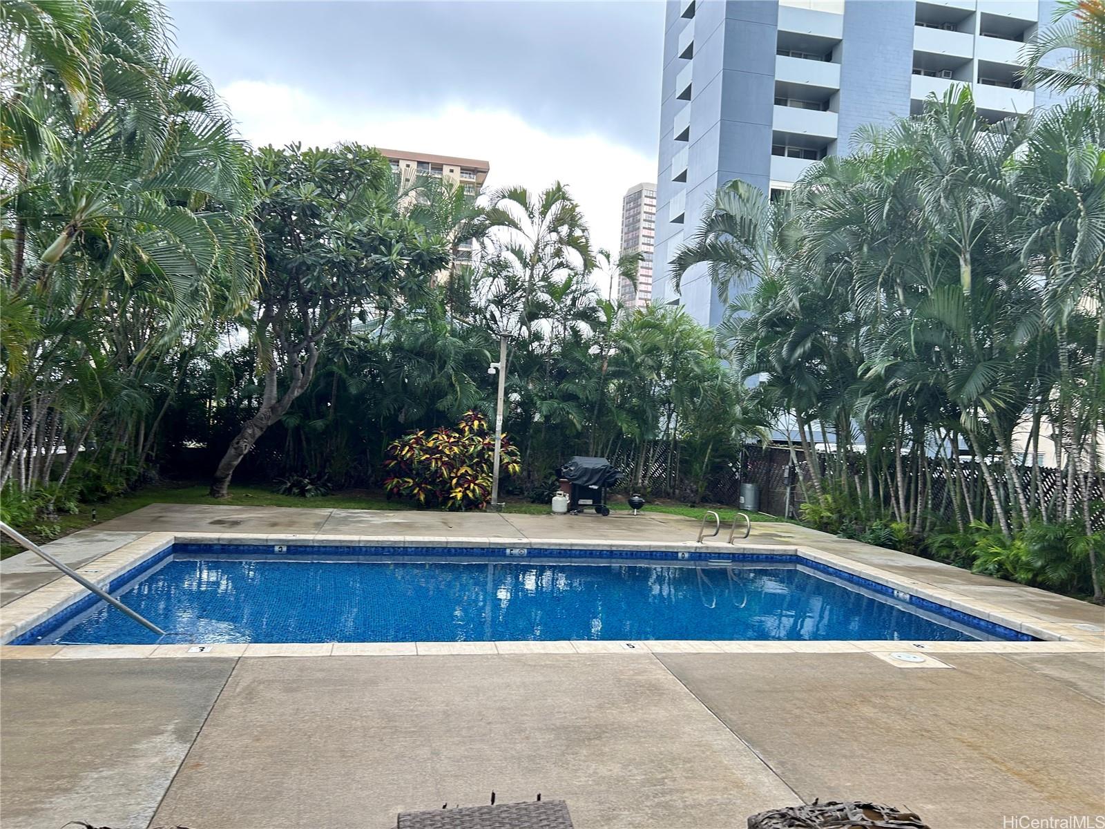 775 Kinalau Pl Honolulu - Rental - photo 16 of 18