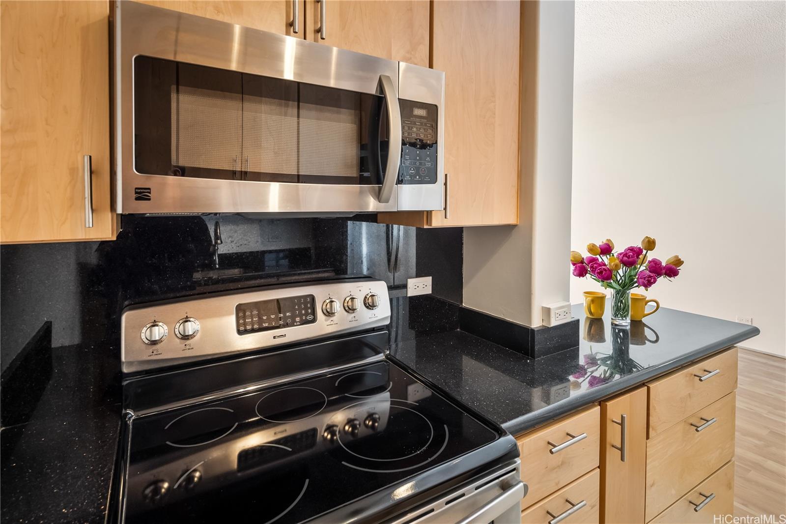 Kinau Lanais condo # 207, Honolulu, Hawaii - photo 11 of 23