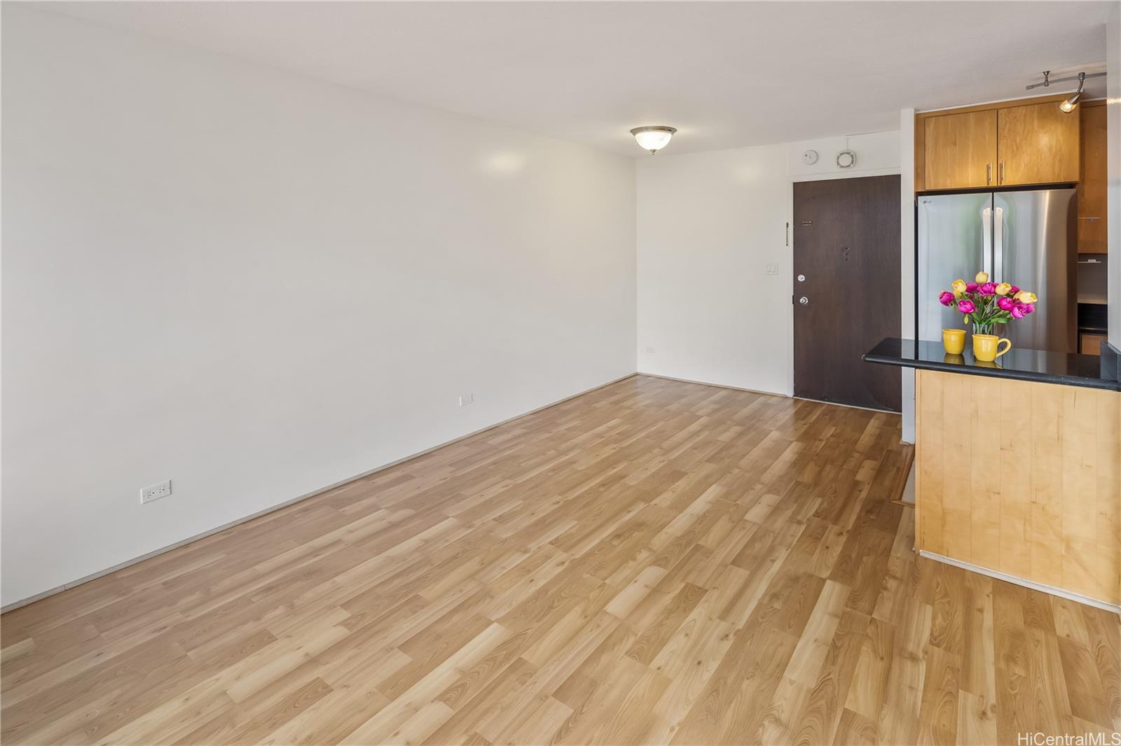 Kinau Lanais condo # 207, Honolulu, Hawaii - photo 4 of 23