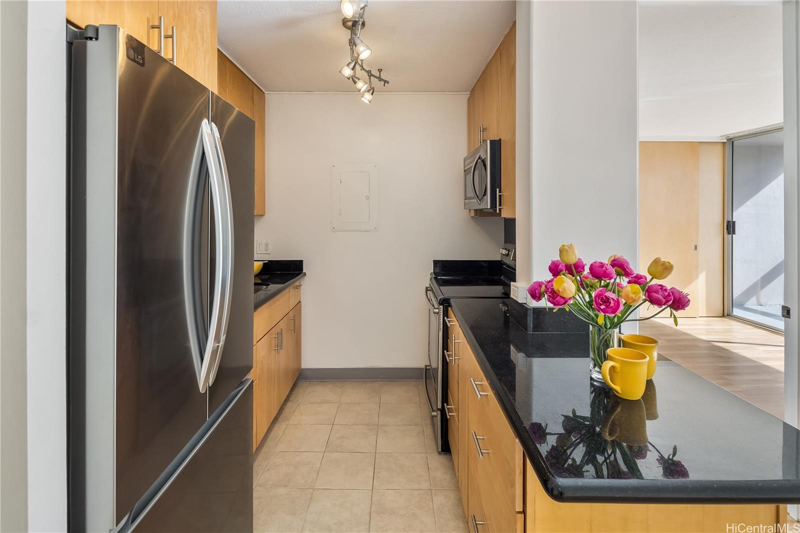 Kinau Lanais condo # 207, Honolulu, Hawaii - photo 9 of 23