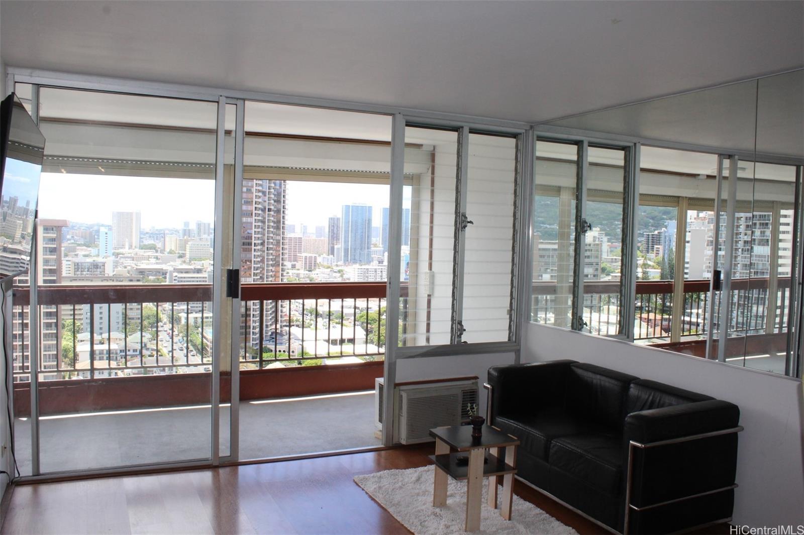 Kinau Lanais condo # 2107, Honolulu, Hawaii - photo 5 of 13