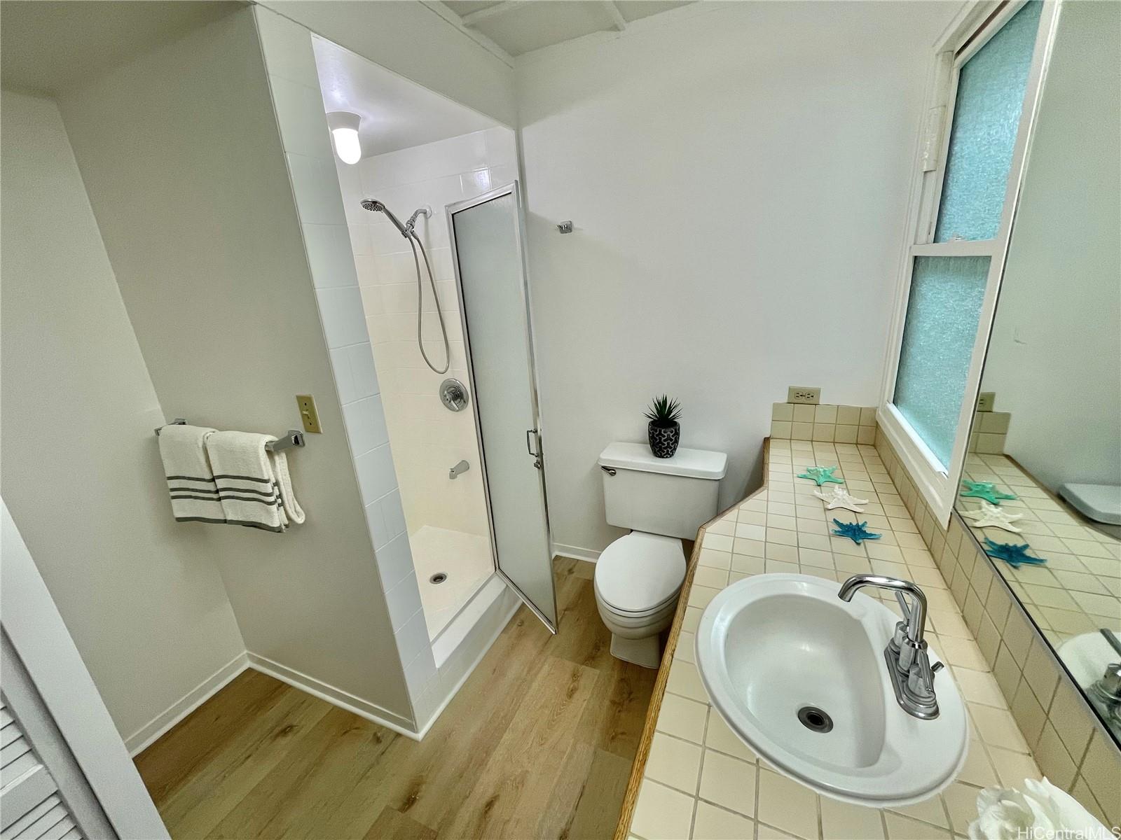 777  Elepaio Street Kahala Area, Diamond Head home - photo 17 of 25