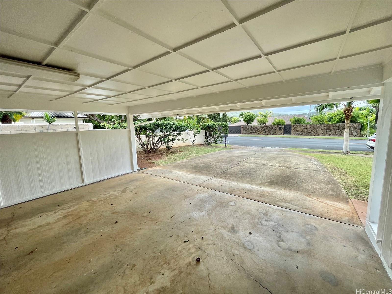 777  Elepaio Street Kahala Area, Diamond Head home - photo 24 of 25