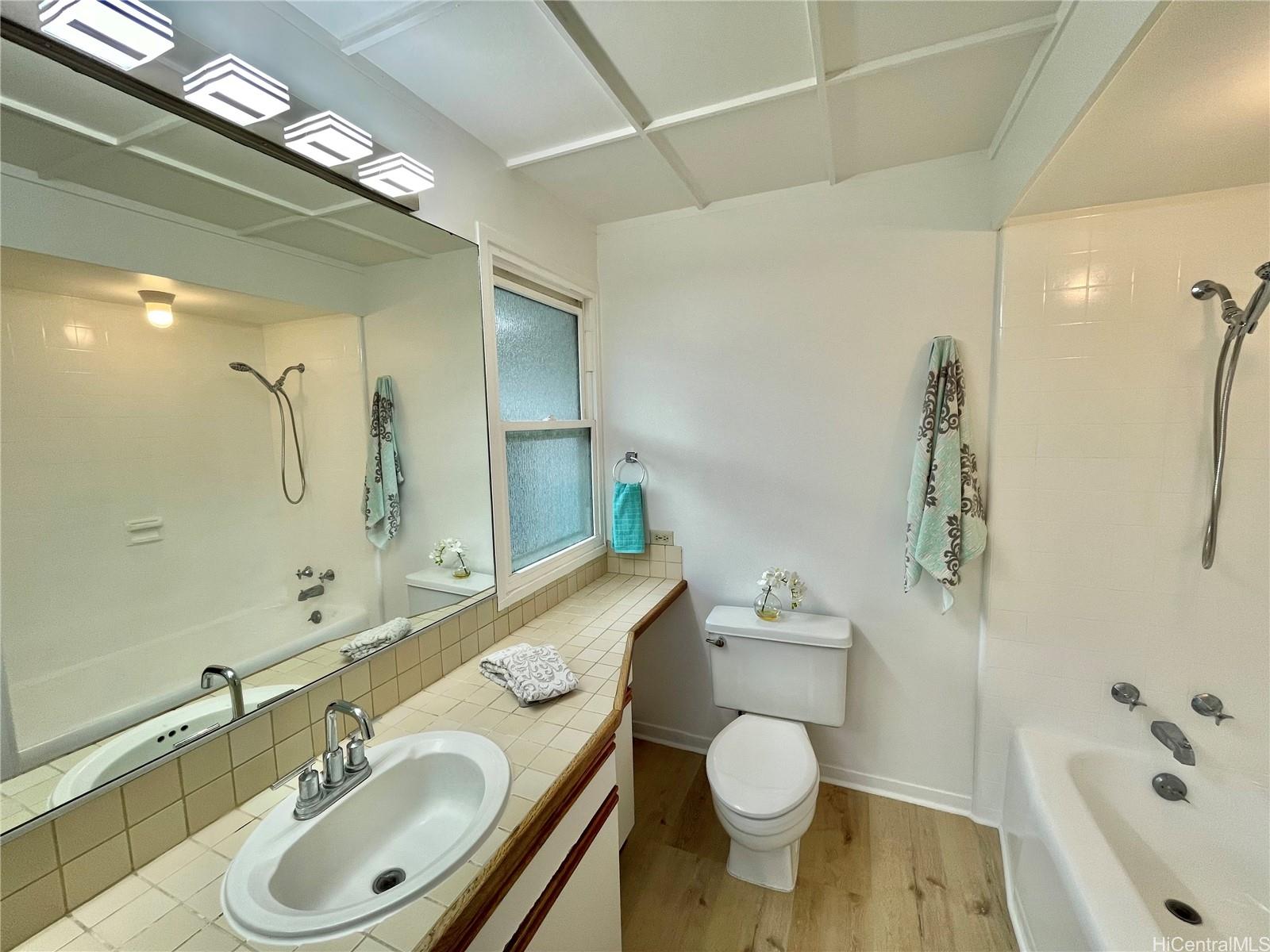 777  Elepaio Street Kahala Area, Diamond Head home - photo 7 of 25