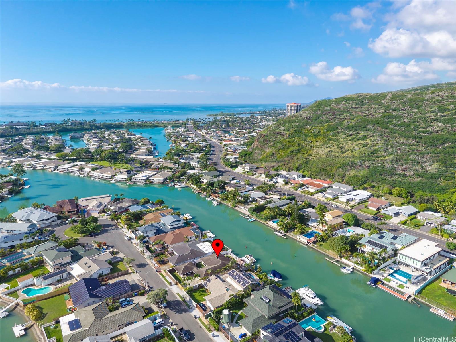 777  Kumukahi Pl Spinnaker Isle, Hawaii Kai home - photo 24 of 25