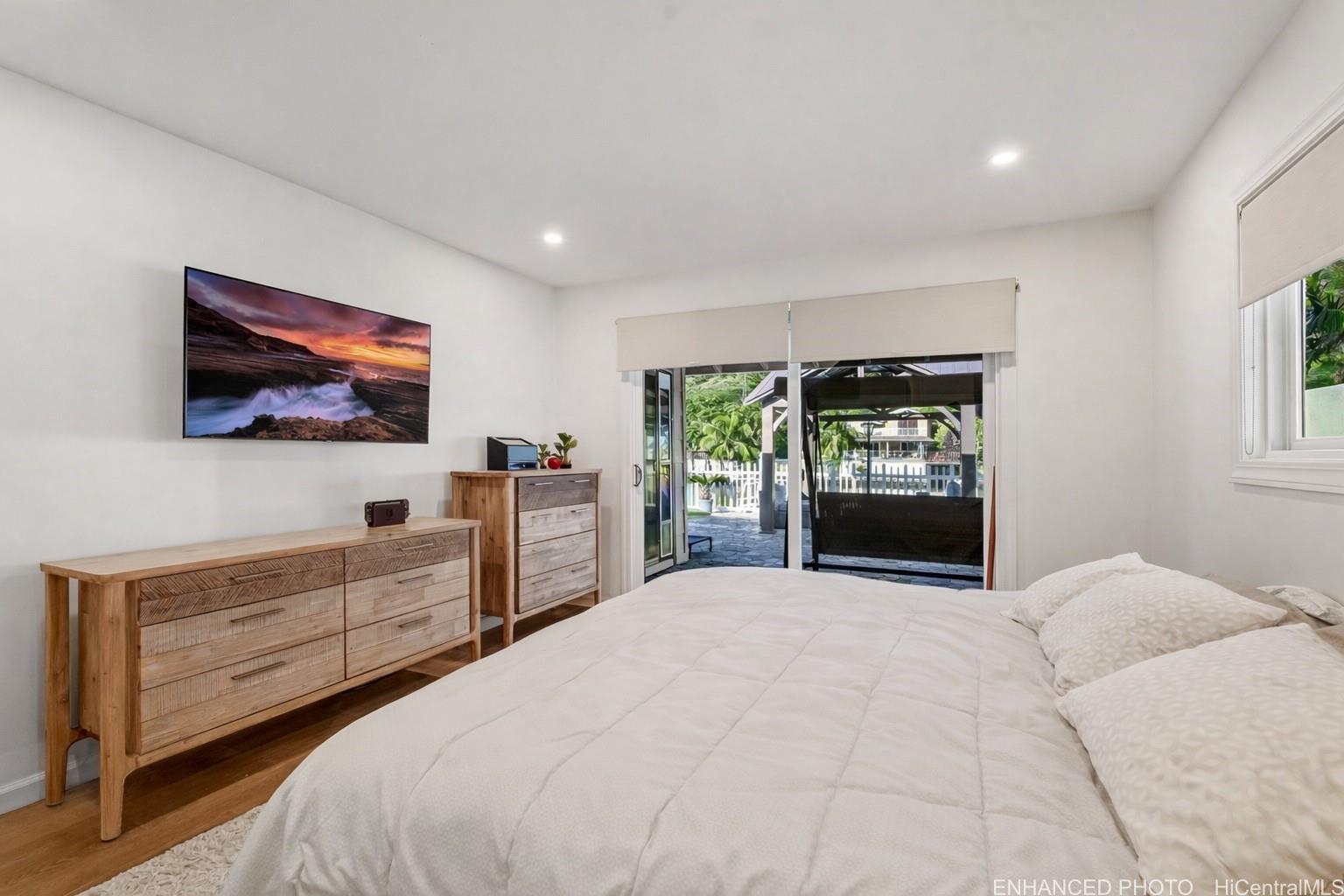 777  Kumukahi Place Spinnaker Isle, Hawaii Kai home - photo 9 of 25