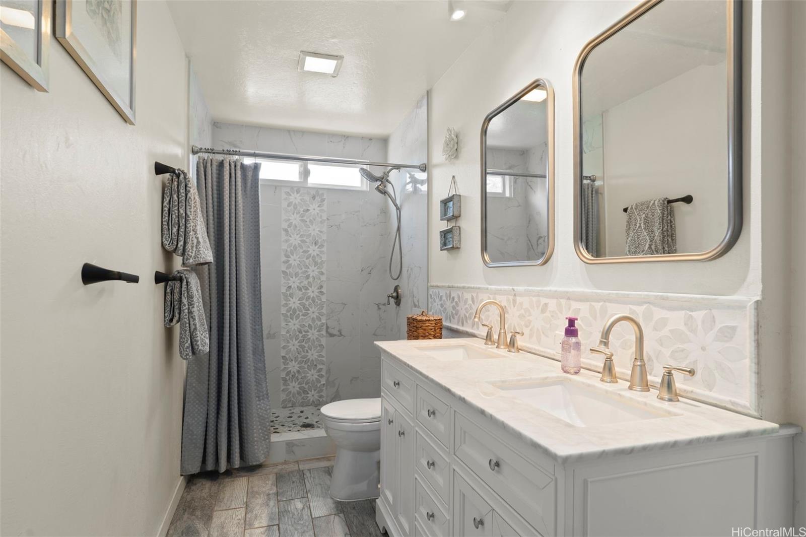 7780  Waikapu Loop Kalama Valley, Hawaii Kai home - photo 11 of 25