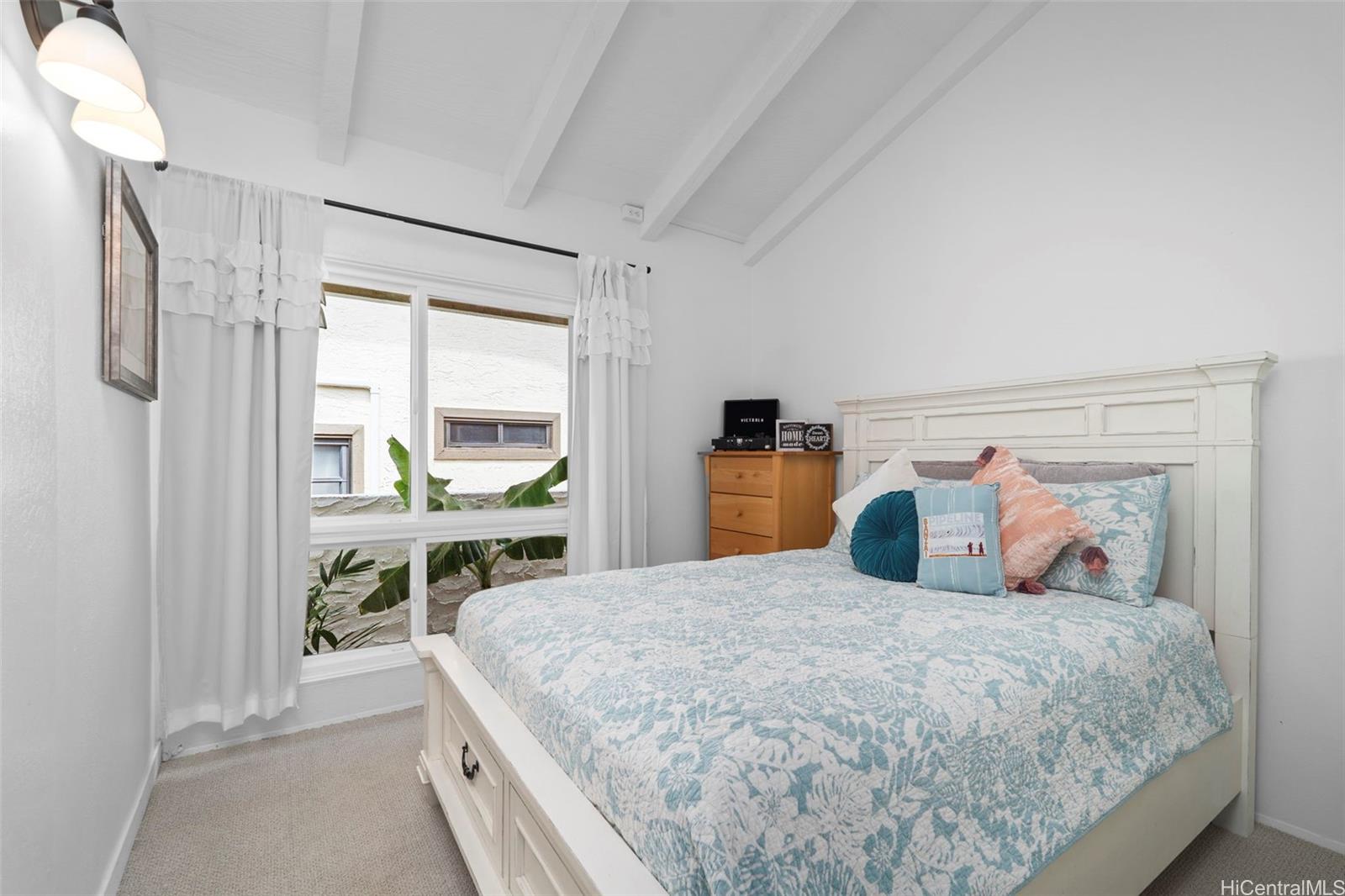 7780  Waikapu Loop Kalama Valley, Hawaii Kai home - photo 16 of 25