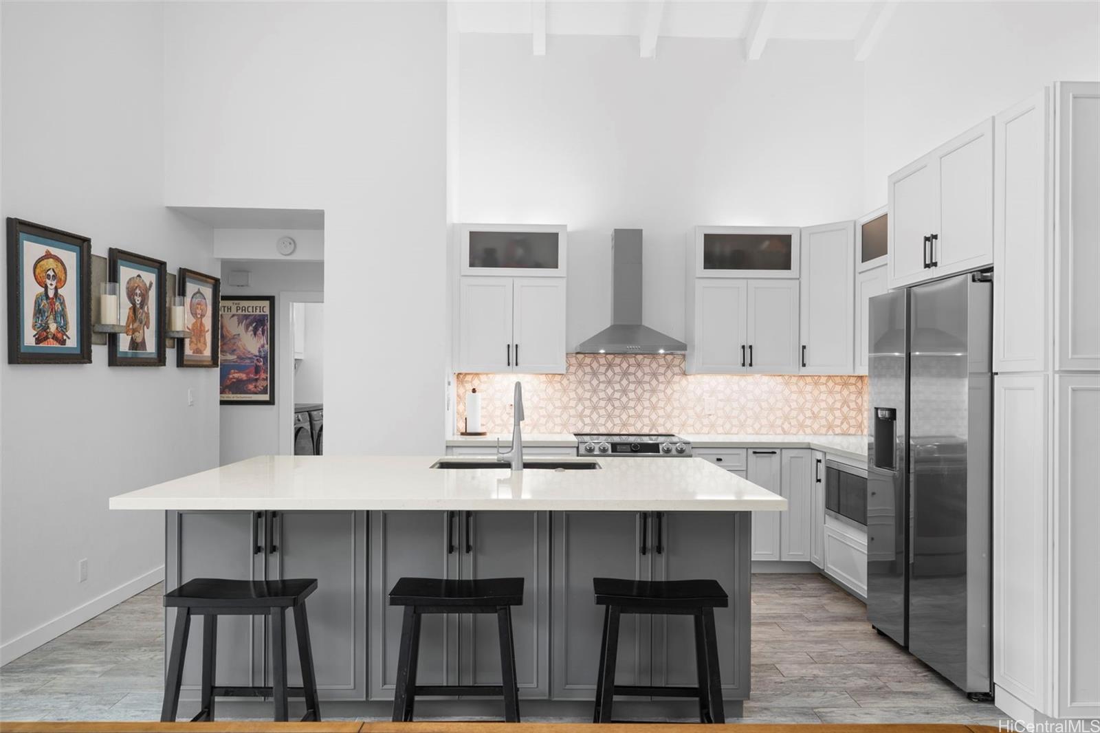 7780  Waikapu Loop Kalama Valley, Hawaii Kai home - photo 9 of 25