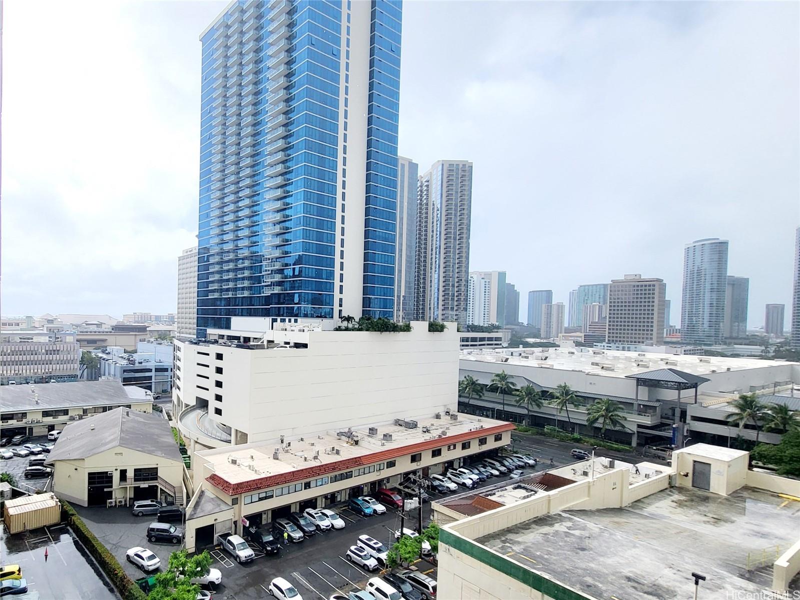 Woodrose condo # 1005, Honolulu, Hawaii - photo 16 of 25