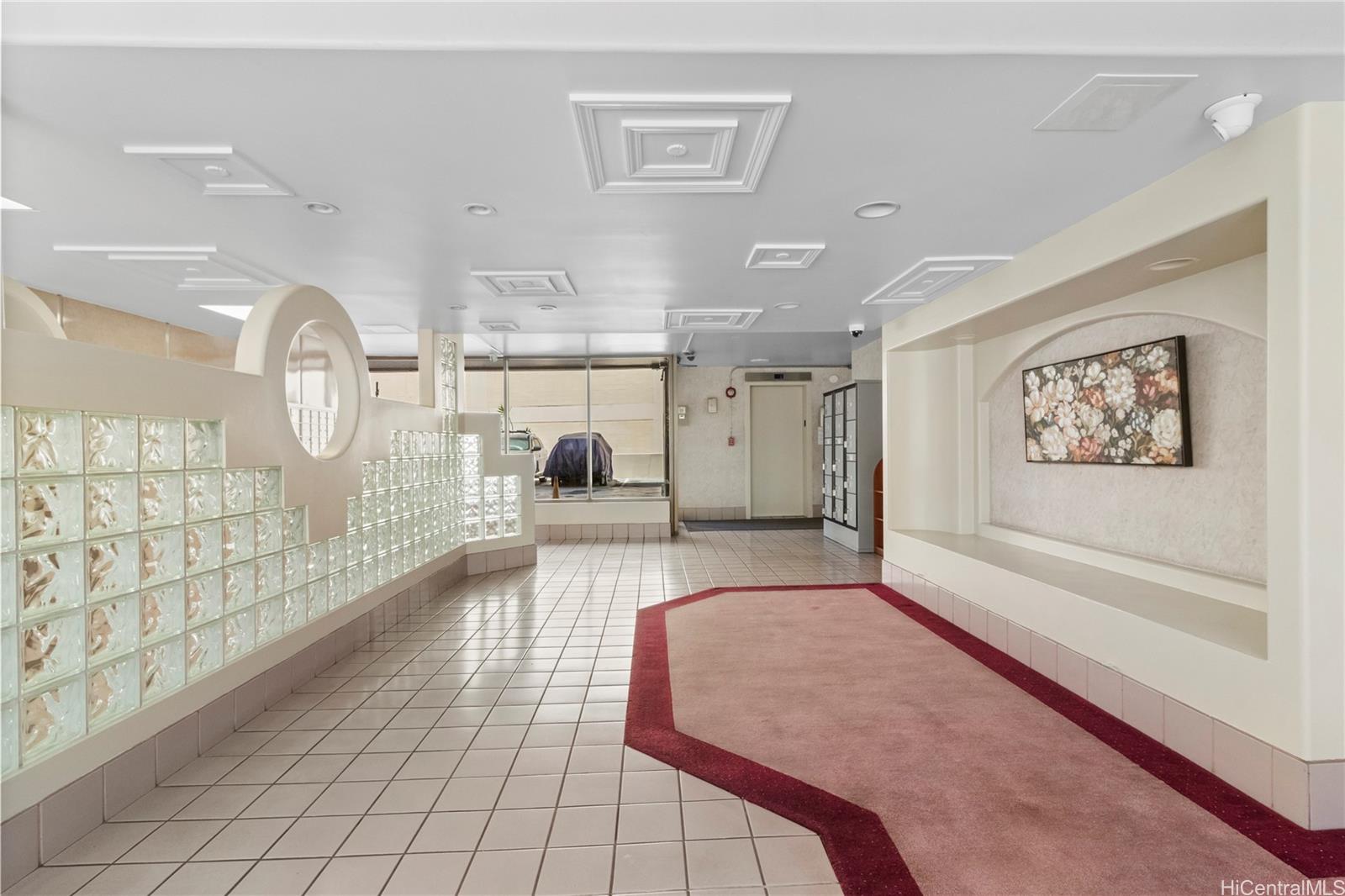 Woodrose condo # 1102, Honolulu, Hawaii - photo 11 of 12