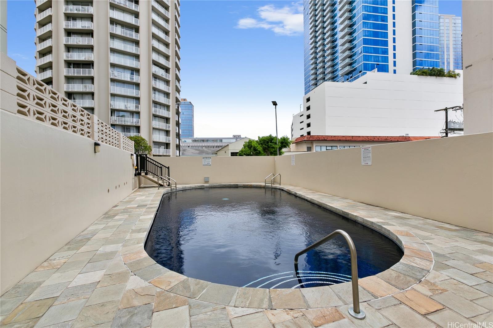 Woodrose condo # 1102, Honolulu, Hawaii - photo 12 of 12