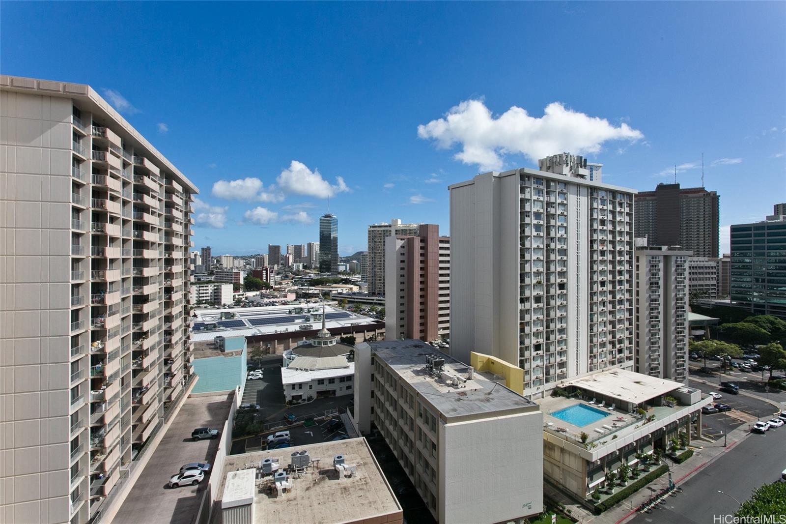 Woodrose condo # 1506, Honolulu, Hawaii - photo 15 of 17